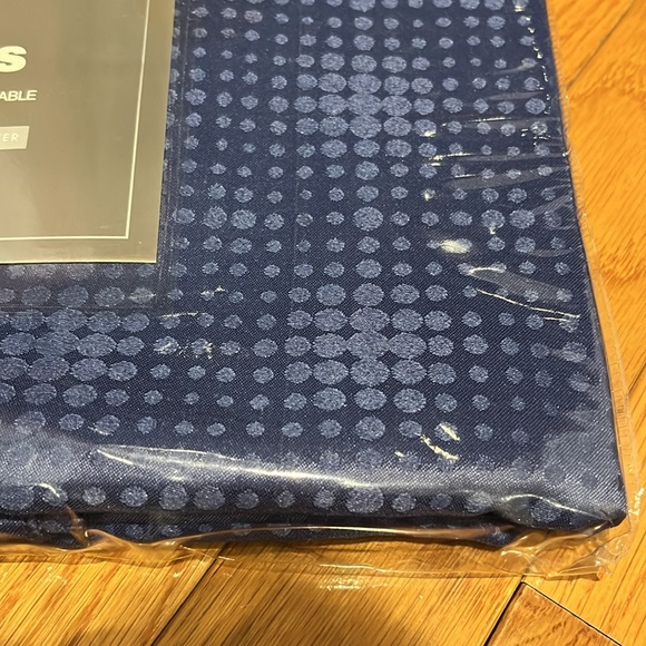 Blue 52” x 70” Rectangular Tablecloth - Picture 2 of 5